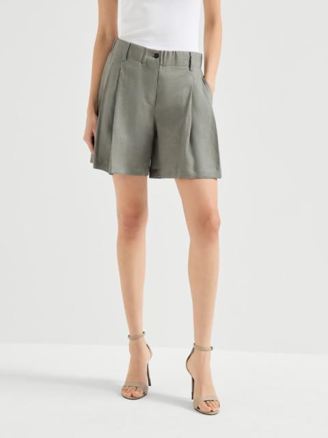 Brunello Cucinelli Linen shorts with drawstring and pleats