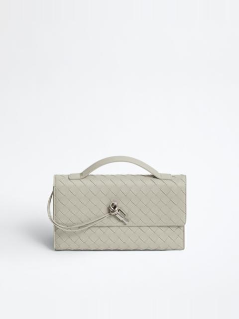 Bottega Veneta Andiamo Clutch 25