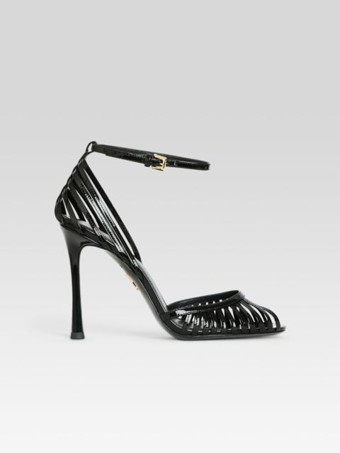 RETROFÊTE ANALU SANDAL