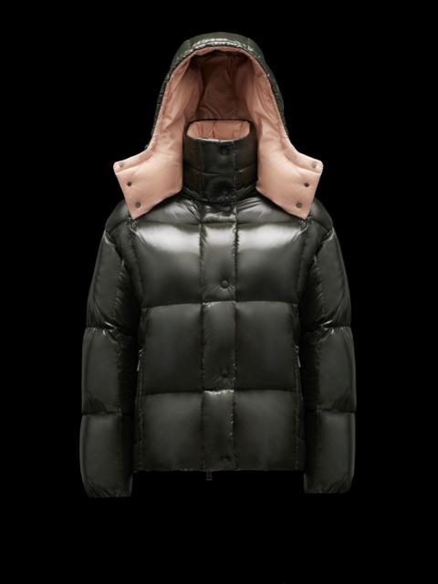 Moncler Parana Short Down Jacket