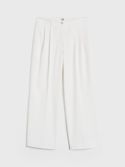 Totême Relaxed chino trousers white