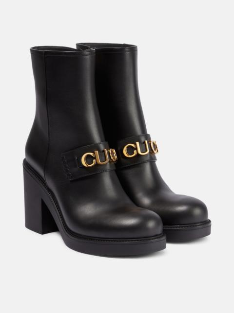 GUCCI logo-plaque leather boots