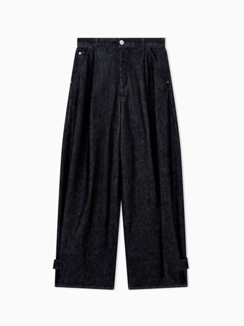 EMPORIO ARMANI J6I RELAXED FIT JEANS IN RINSE DENIM WITH PLEATS SIGNATURE CAPSULE