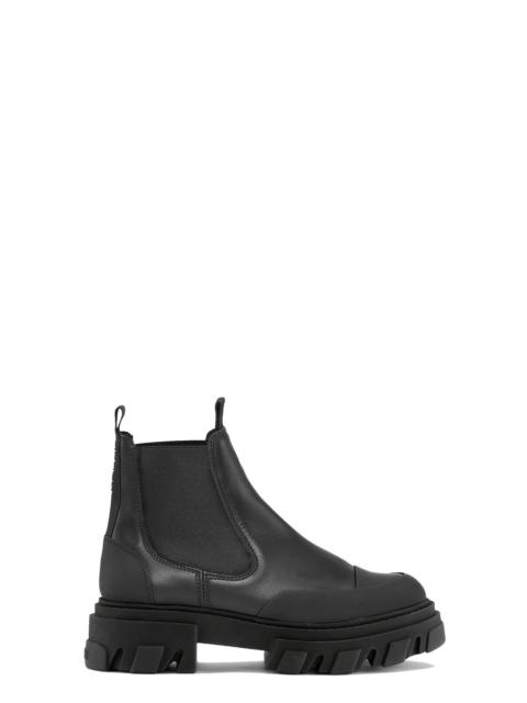 BLACK STITCH CLEATED LOW CHELSEA BOOTS
