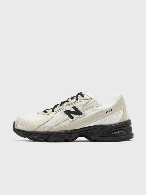 New Balance 740