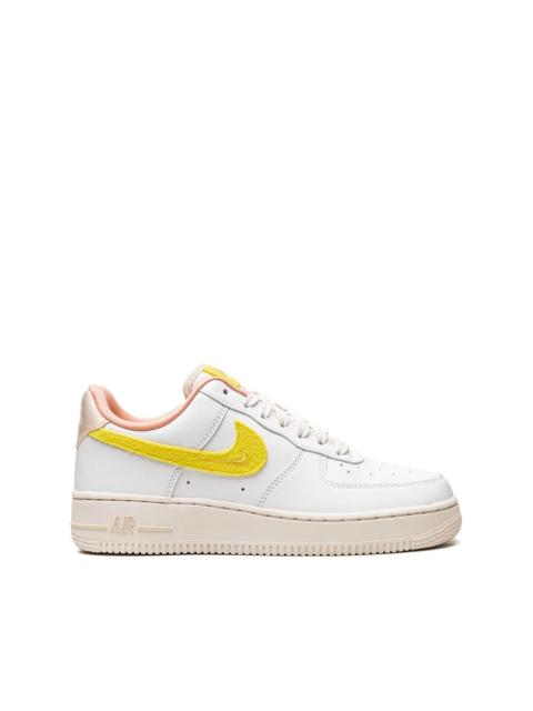 Air Force 1 '07 LX "White/Phantom/Pearl White/Yell" sneakers