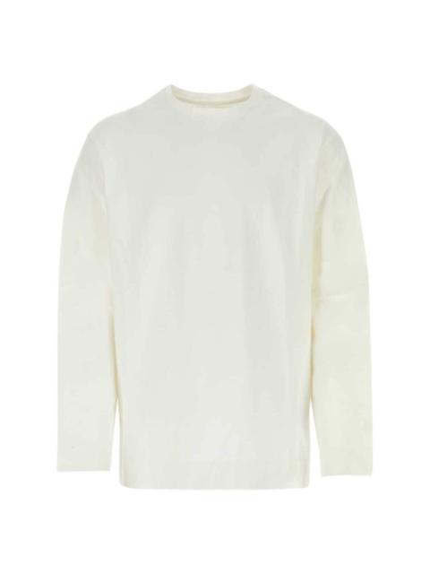 long-sleeve t-shirt