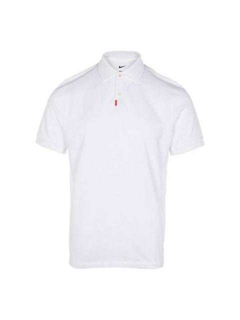 Nike 남자 나이키 단단한 색깔 로고 수를 놓은 반감기 Pullover 짧은 소매 백색 폴로 셔츠 DB3264