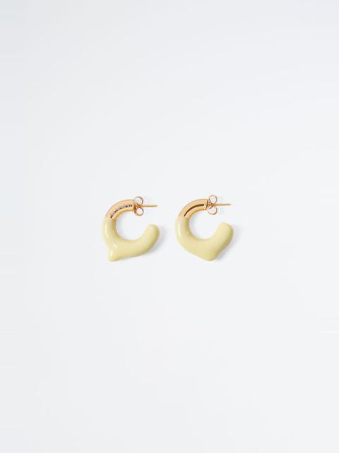 SUNNEI MINI RUBBERIZED EARRINGS GOLD / cream