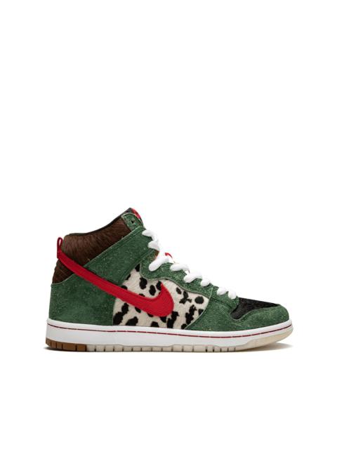 Nike SB Dunk 높은 프로 QS "Dog Walker"스니커