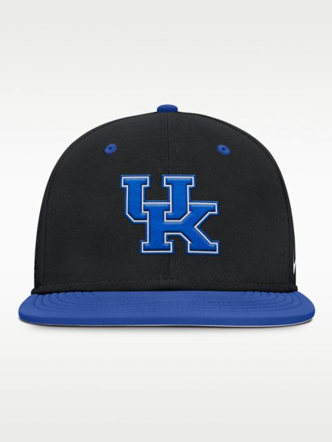 Nike Kentucky Wildcats Dugout True Men’s Nike Dri-FIT College Fitted Hat