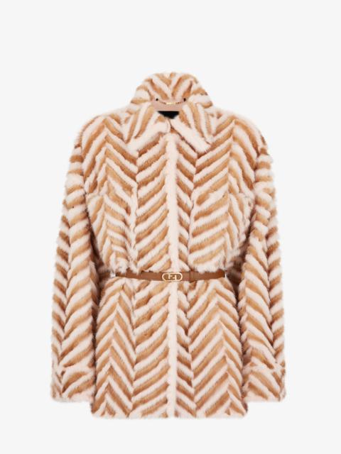 FENDI Single-breasted jacket with shirt collar and low-cut set-in sleeves. Patch pockets on the chest and 