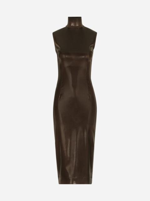 Sleeveless calf-length dress in shiny satin