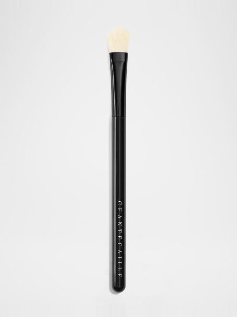 Chantecaille Shade and Sweep Eye Brush