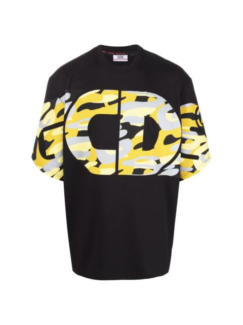 GCDS oversize-logo cotton T-shirt