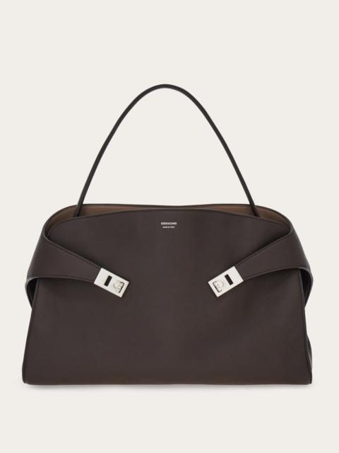 FERRAGAMO Hug soft bicolor shoulder bag (L)
