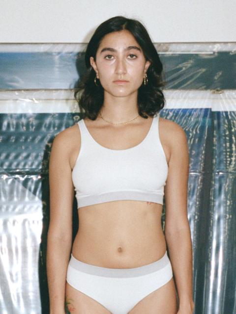 BASERANGE Fine Seamless Scoop Top - Organic Cotton Seamless