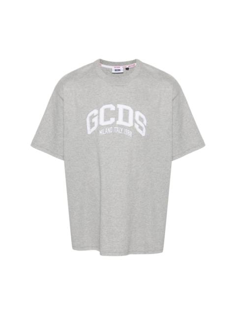 GCDS logo-patch cotton T-shirt