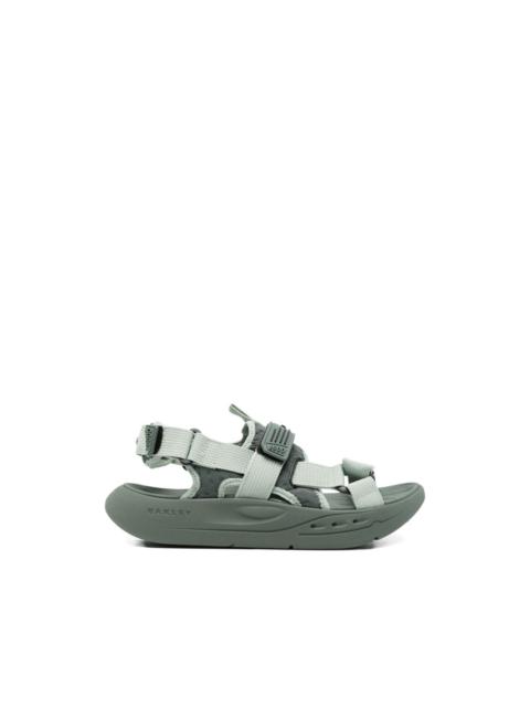 OAKLEY logo detail studio sandals