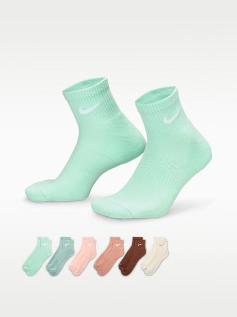 Nike Nike Everyday Plus Cushioned Training Ankle Socks (6 Pairs)