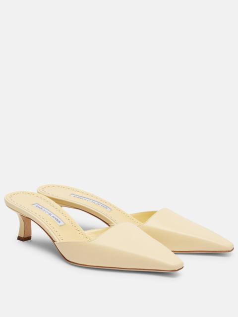 Manolo Blahnik Moiramu leather mules