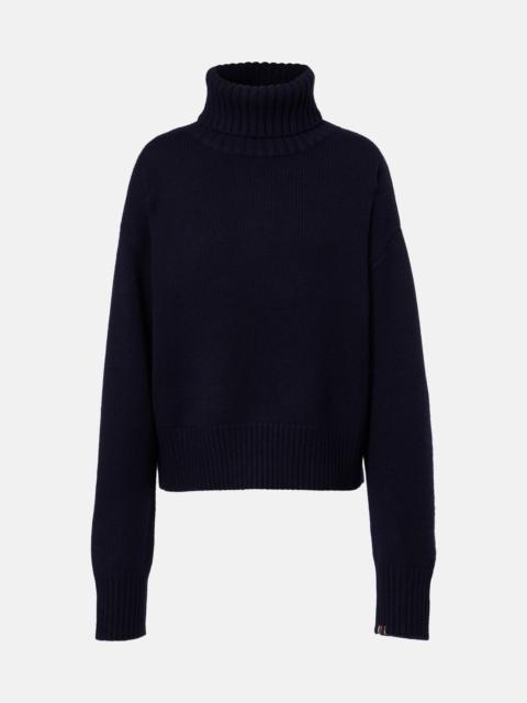 extreme cashmere Crop Xtra cashmere turtleneck sweater