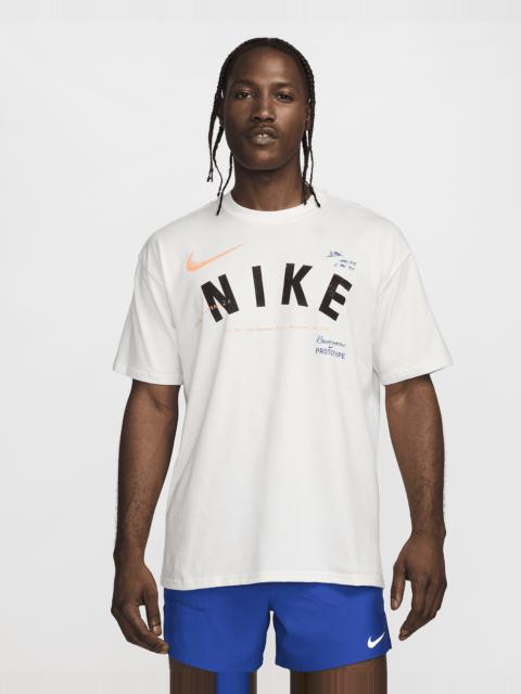 Nike Sportswear Men's Max90 T-Shirt