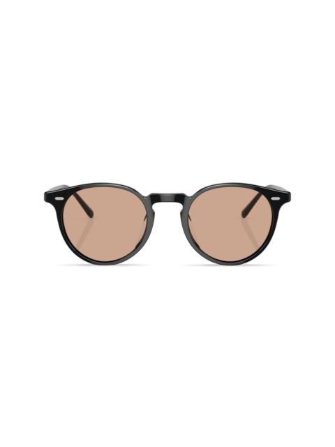 N.02 round-frame sunglasses