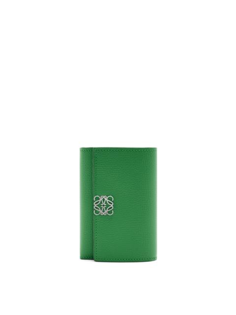 Loewe Anagram small vertical wallet in pebble grained calfskin