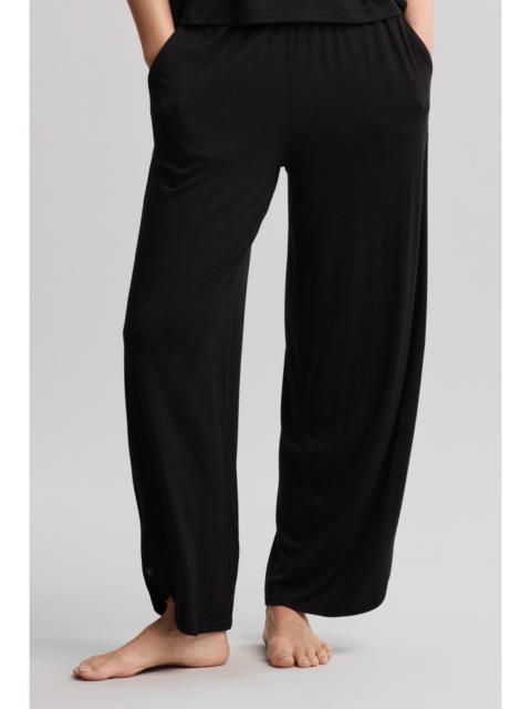 Barefoot Dreams Ultra Soft Jersey Curved Hem Cropped Pant