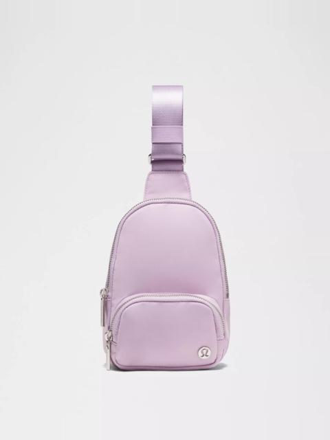 lululemon Everywhere Sling Bag Small 2L