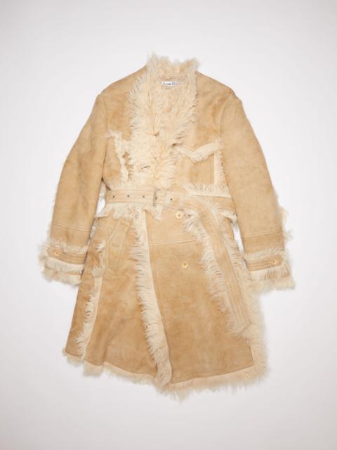 Acne Studios Double breasted shearling coat - Beige