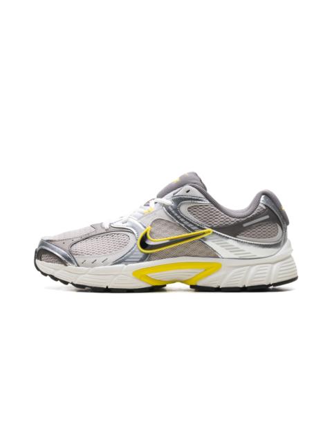 Nike V5 RNR "COLLEGE GREY / BLACK LIGHTENING / VAST GREY" HJ5228 006
