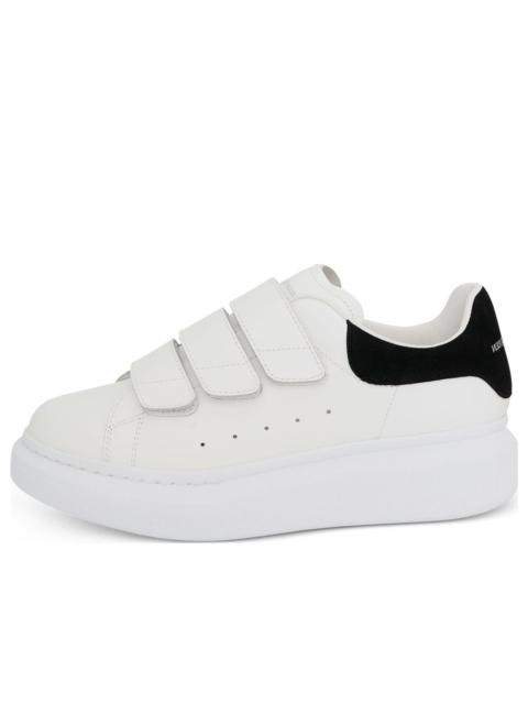 (WMNS) Alexander McQueen Oversized Triple Strap Sneaker 'White Black' 697105WHGP79061