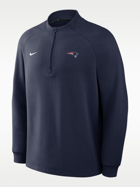 Nike New England Patriots Par Men's Nike Therma-FIT NFL Half-Zip Pullover