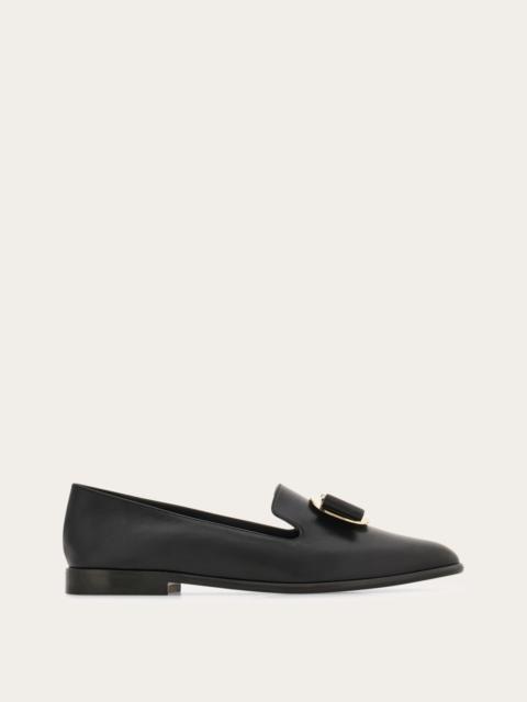 FERRAGAMO New Vara plate loafer