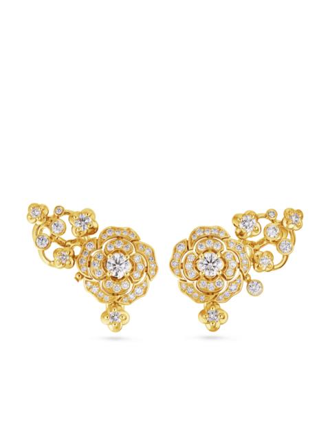 CHANEL Bouton de Camélia crawling earrings