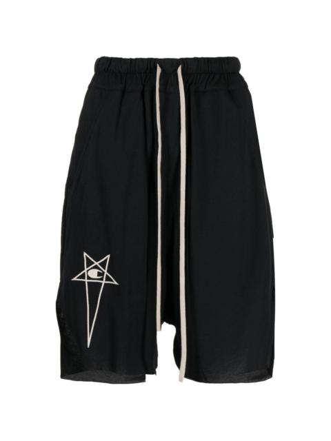 logo-embroidered knee-length shorts