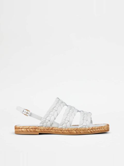 Tod's SANDALS IN LEATHER - WHITE