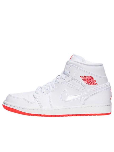Air Jordan 1 Mid Prem 'White Infrared' 667399-123