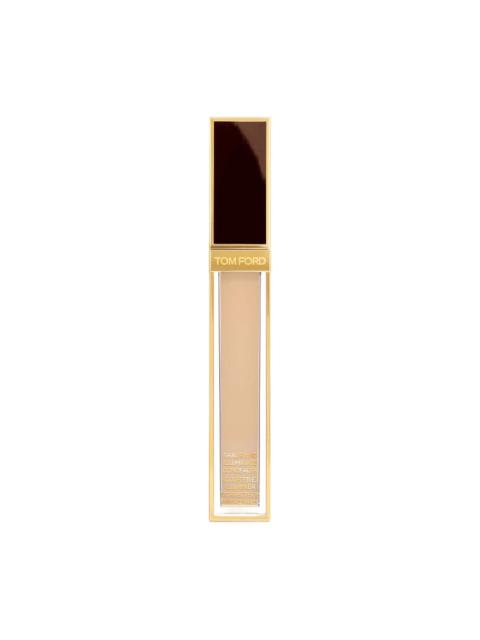 TOM FORD Shade & Illuminate Concealer