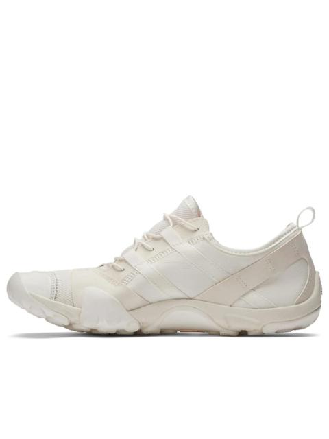 New Balance New Balance MT10O ISSEY 'MIYAKE White' MT10OIM