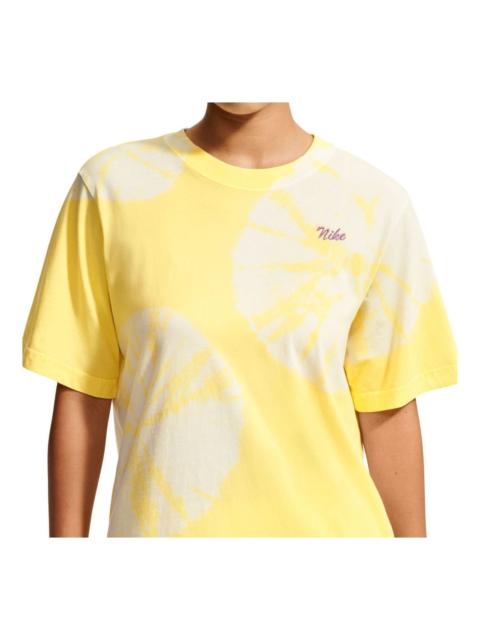 Nike (WMNS) Nike Sportswear T-Shirt 'Soft Yellow' IW1212-722