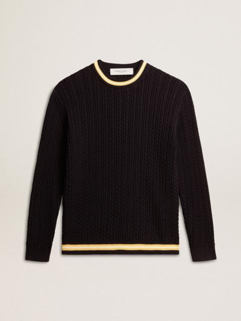 Men’s blue round-neck sweater with contrasting ribbing