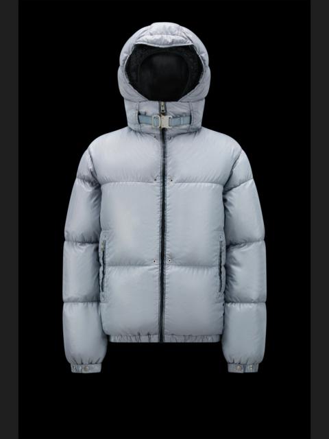 Moncler Almondin 반바지 다운 재킷