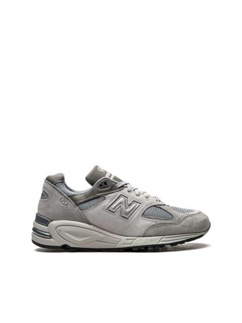 x WTAPS 990V2 low-top sneakers
