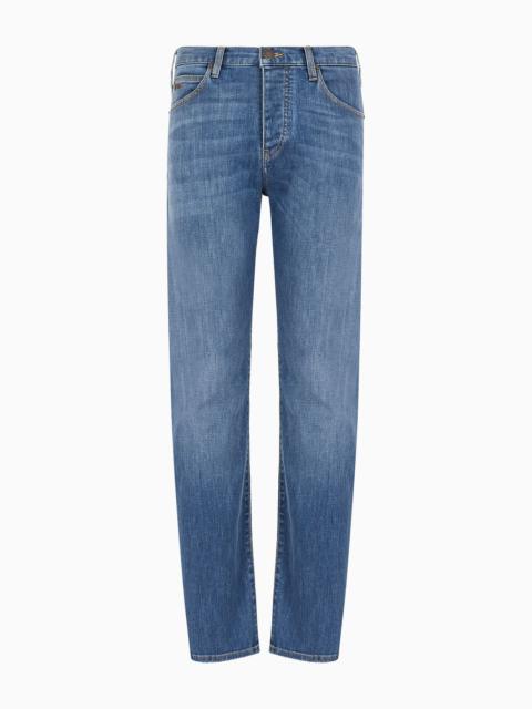 J21 Regular-fit jeans in washed 11.5 oz comfort denim