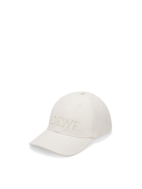 Cap in canvas