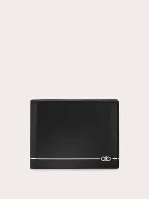 FERRAGAMO Gancini wallet