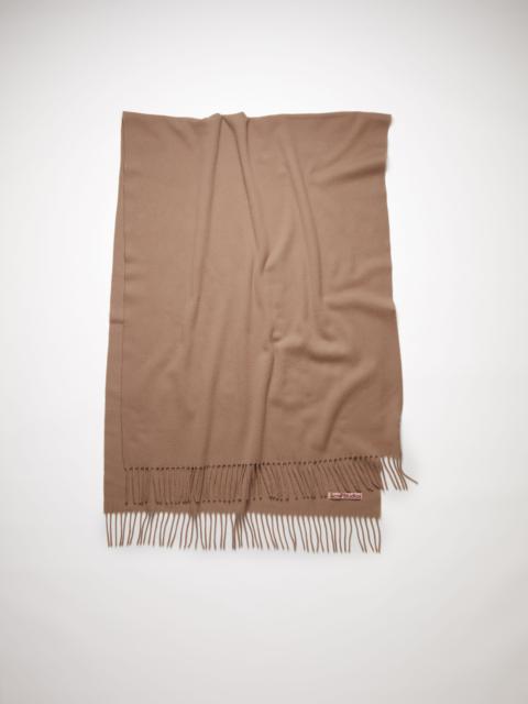 Fringe wool scarf - oversized - Caramel brown